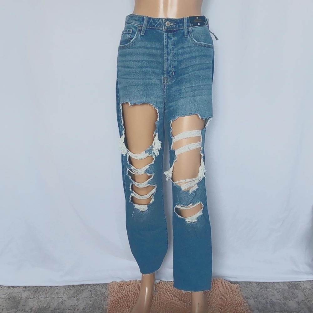 Hollister womens Ultra High Rise vintage straight size‎ 13R - W31